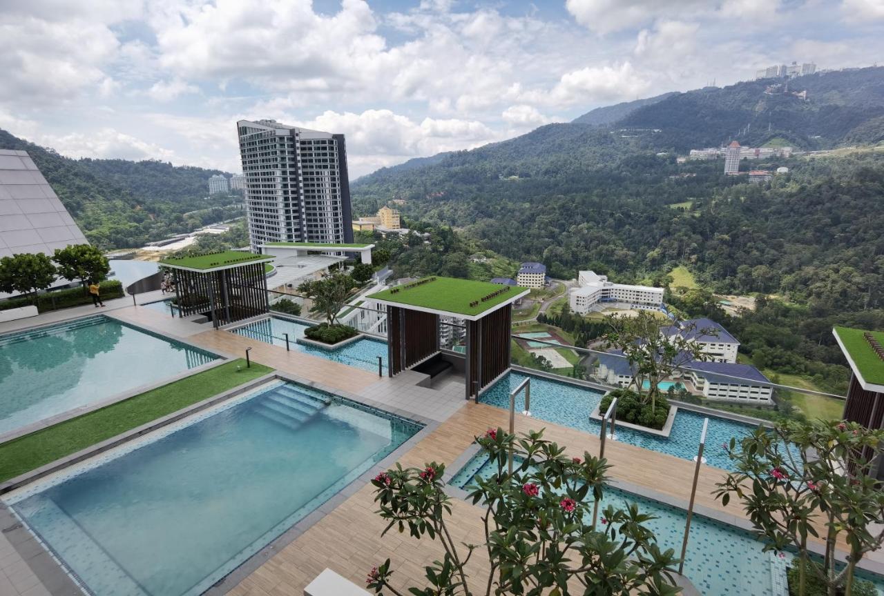 Windmill Upon Hills Luxurious Sky Villa 360 Sky Pool Heated Pool Mountainous Genting View Genting Highland By Heritage Genting Highlands Exteriör bild
